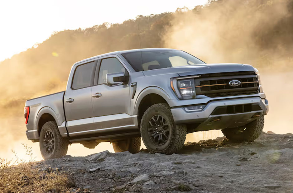 Key Things to Consider When Buying a Pre-Owned Truck