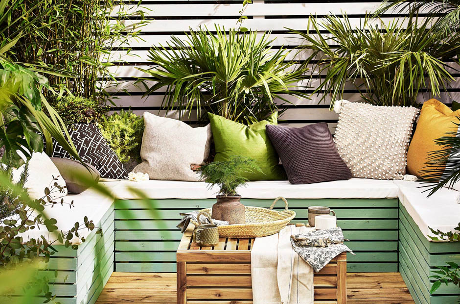 how to match fence materials with your outdoor landscaping style