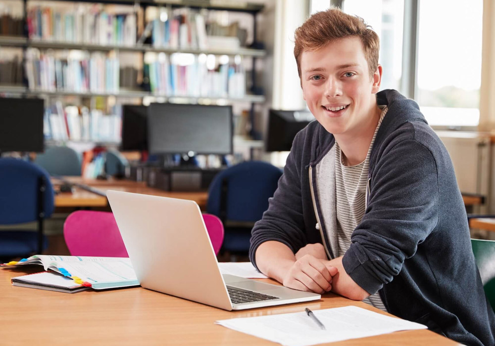 7 high school alternatives for teens who hate traditional school